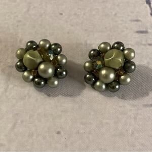 0049 Vintage 50s Japan Cluster Style Green and Gray Bead Clip-on Earrings